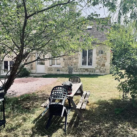 Nadege A L Ombre D'une Tour * Tournebu