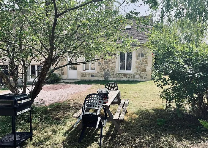 Nadège à L Ombre D'une Tour * Tournebu